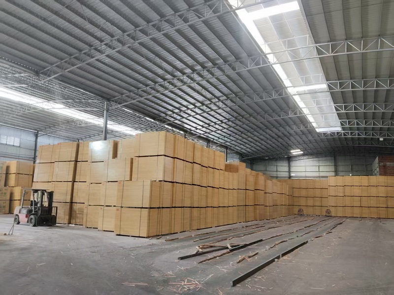 為何南方客戶偏愛扎根廣西采購建筑模板插圖1